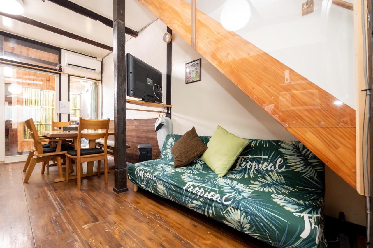 Guesthouse Oneworld Shijo四条京町屋 كيوتو المظهر الخارجي الصورة